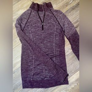 Women’s Lululemon Quarter zip fitted running jacket